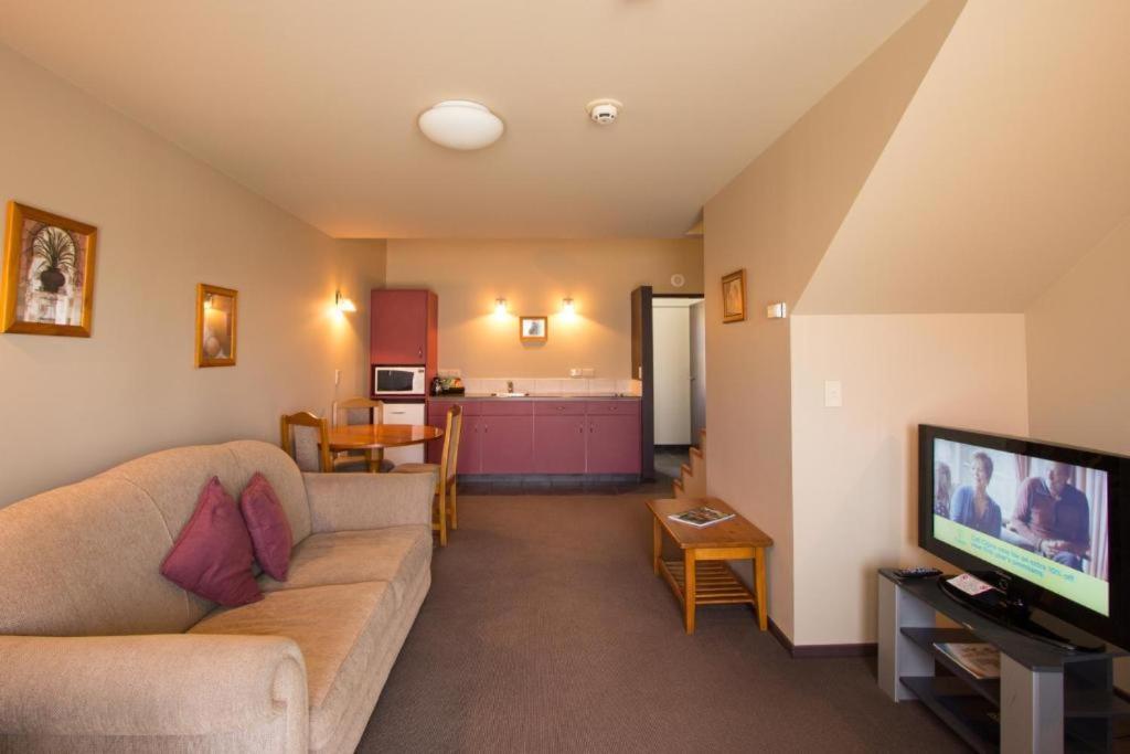 Balmoral Lodge Motel Инверкаргилл Экстерьер фото
