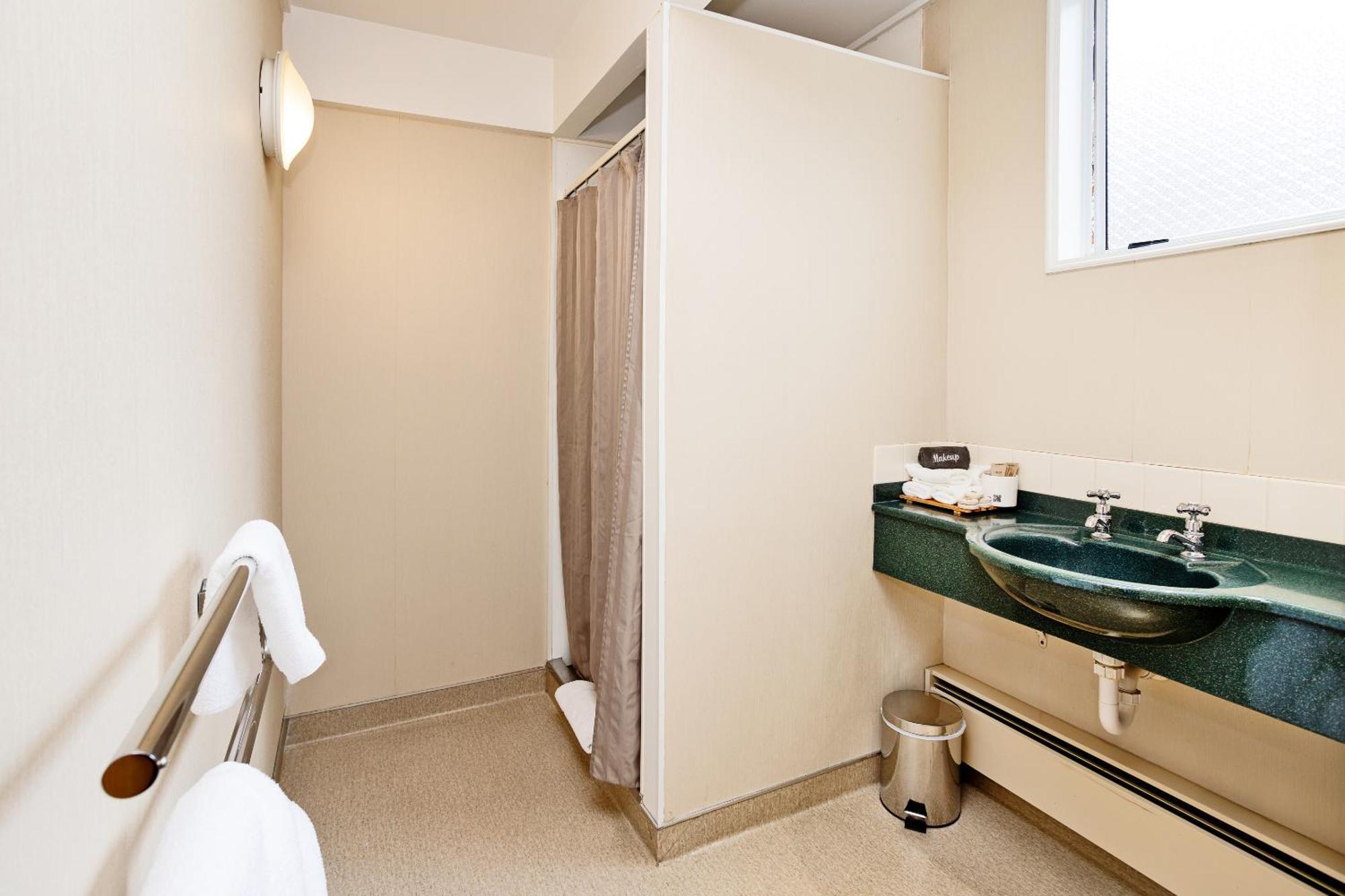 Balmoral Lodge Motel Инверкаргилл Экстерьер фото