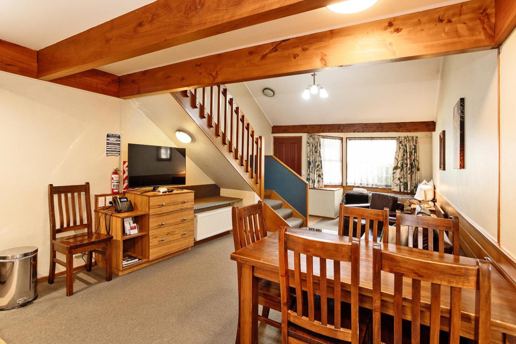 Balmoral Lodge Motel Инверкаргилл Экстерьер фото