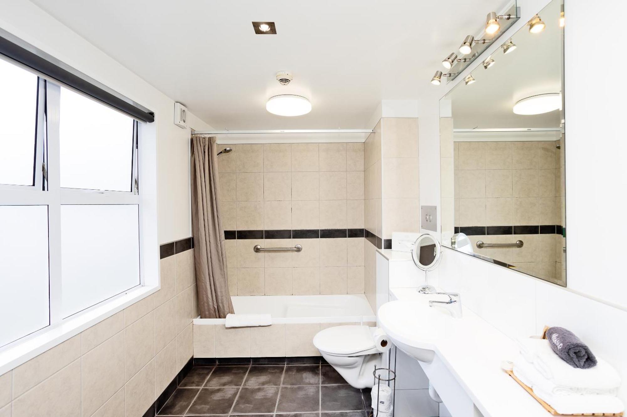 Balmoral Lodge Motel Инверкаргилл Экстерьер фото