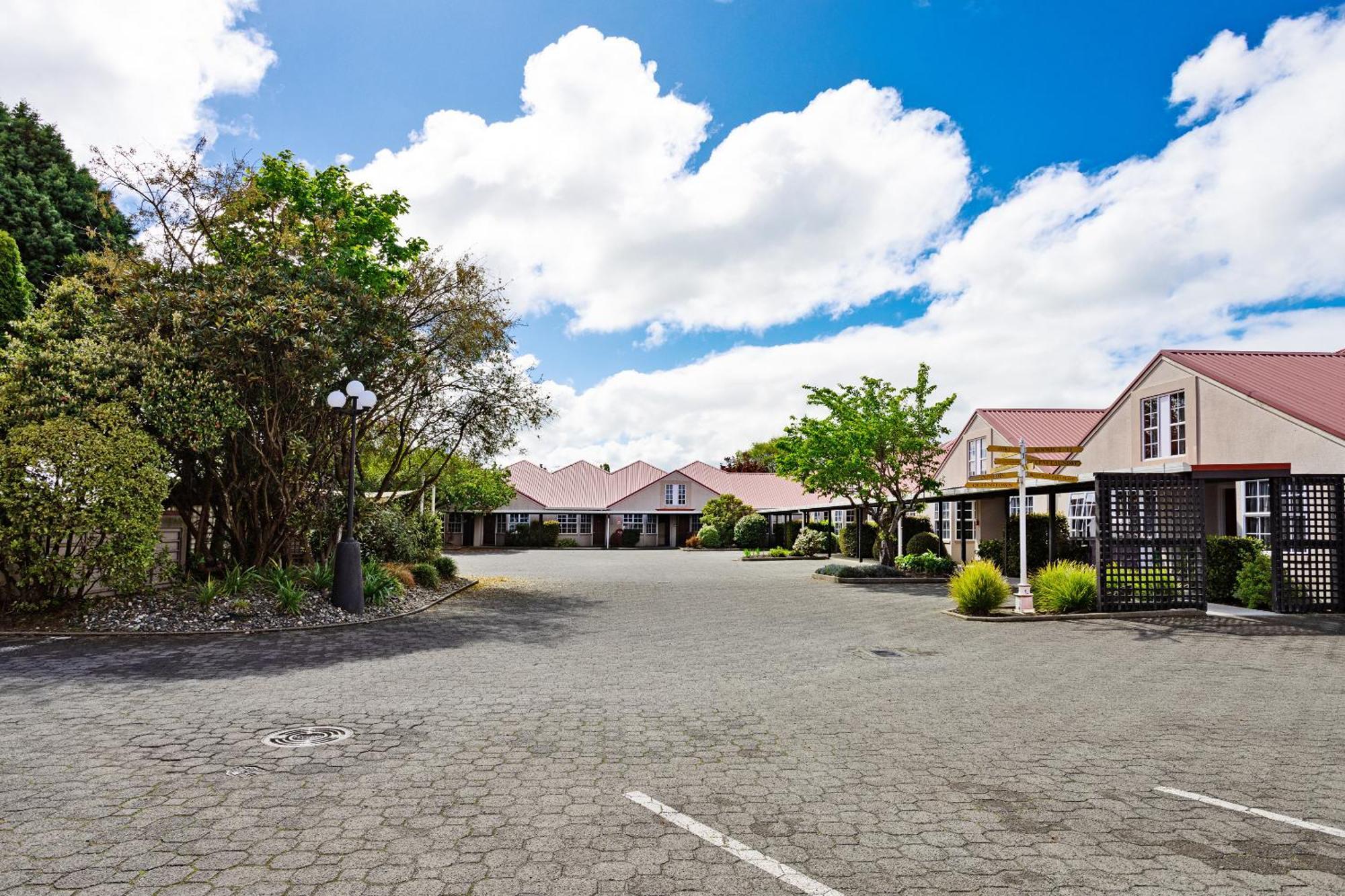 Balmoral Lodge Motel Инверкаргилл Экстерьер фото