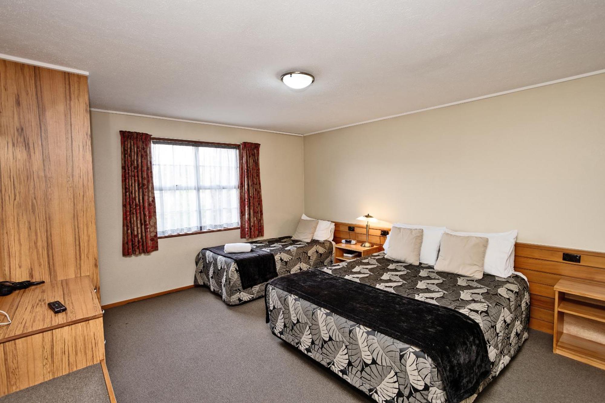 Balmoral Lodge Motel Инверкаргилл Экстерьер фото