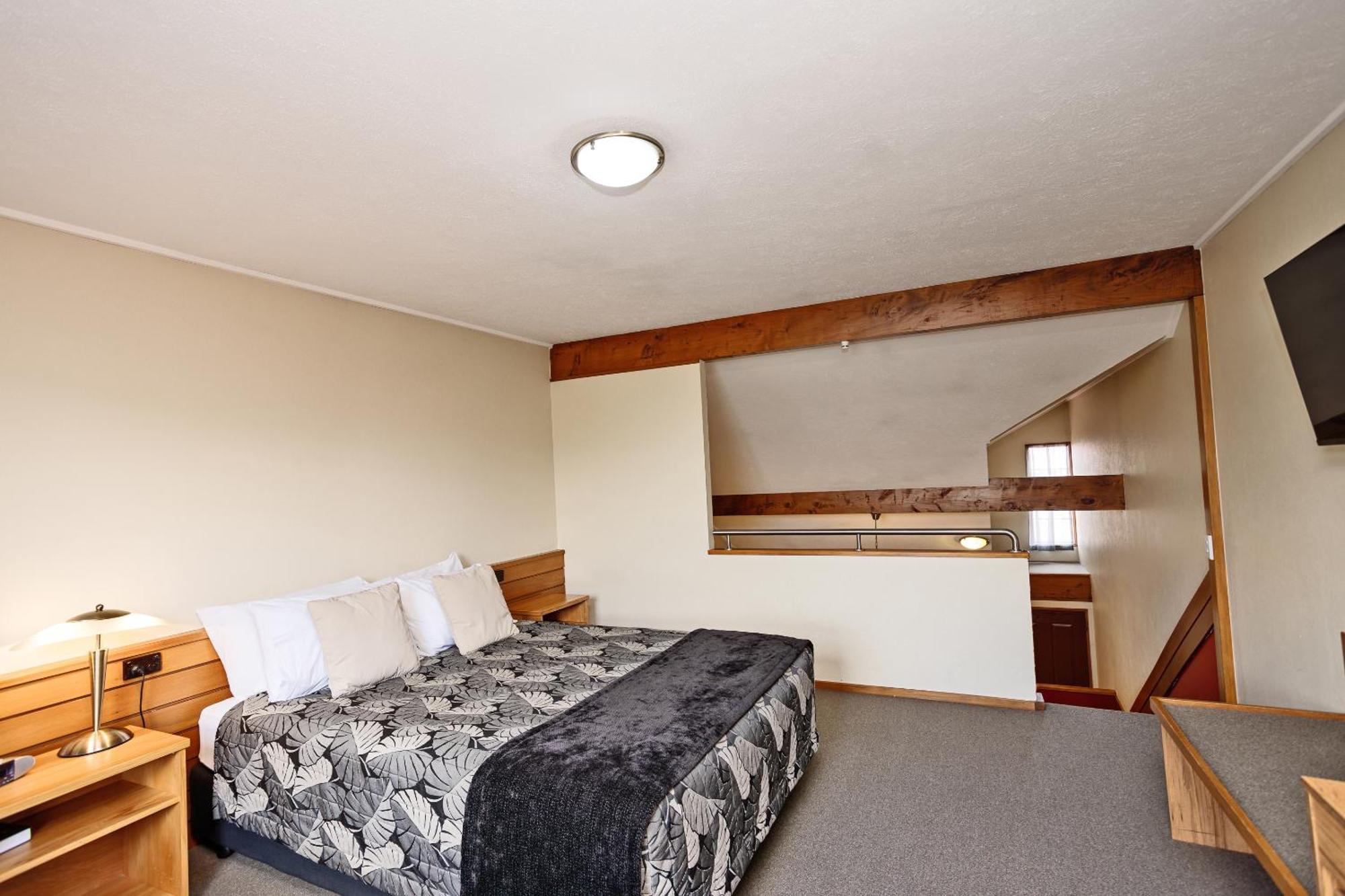 Balmoral Lodge Motel Инверкаргилл Экстерьер фото