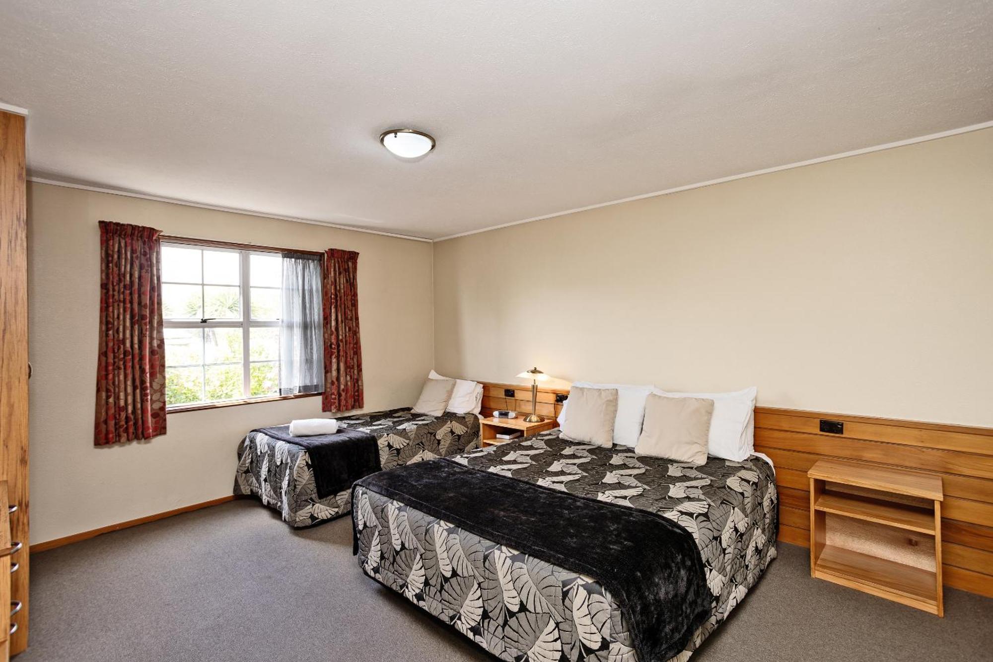Balmoral Lodge Motel Инверкаргилл Экстерьер фото