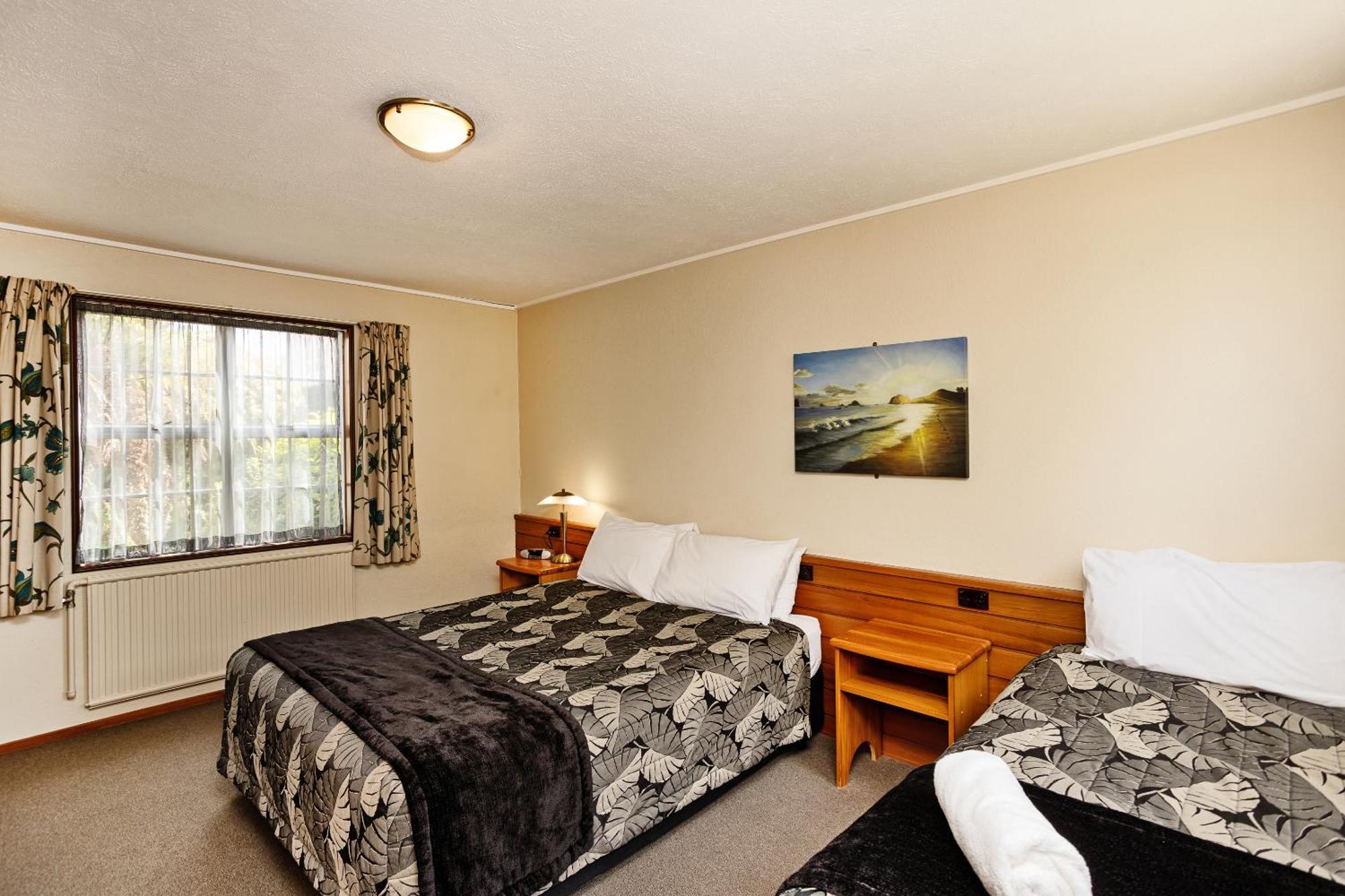 Balmoral Lodge Motel Инверкаргилл Экстерьер фото