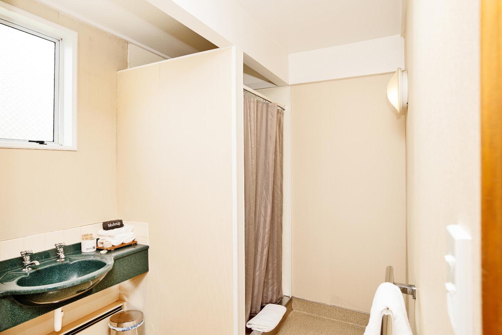 Balmoral Lodge Motel Инверкаргилл Экстерьер фото
