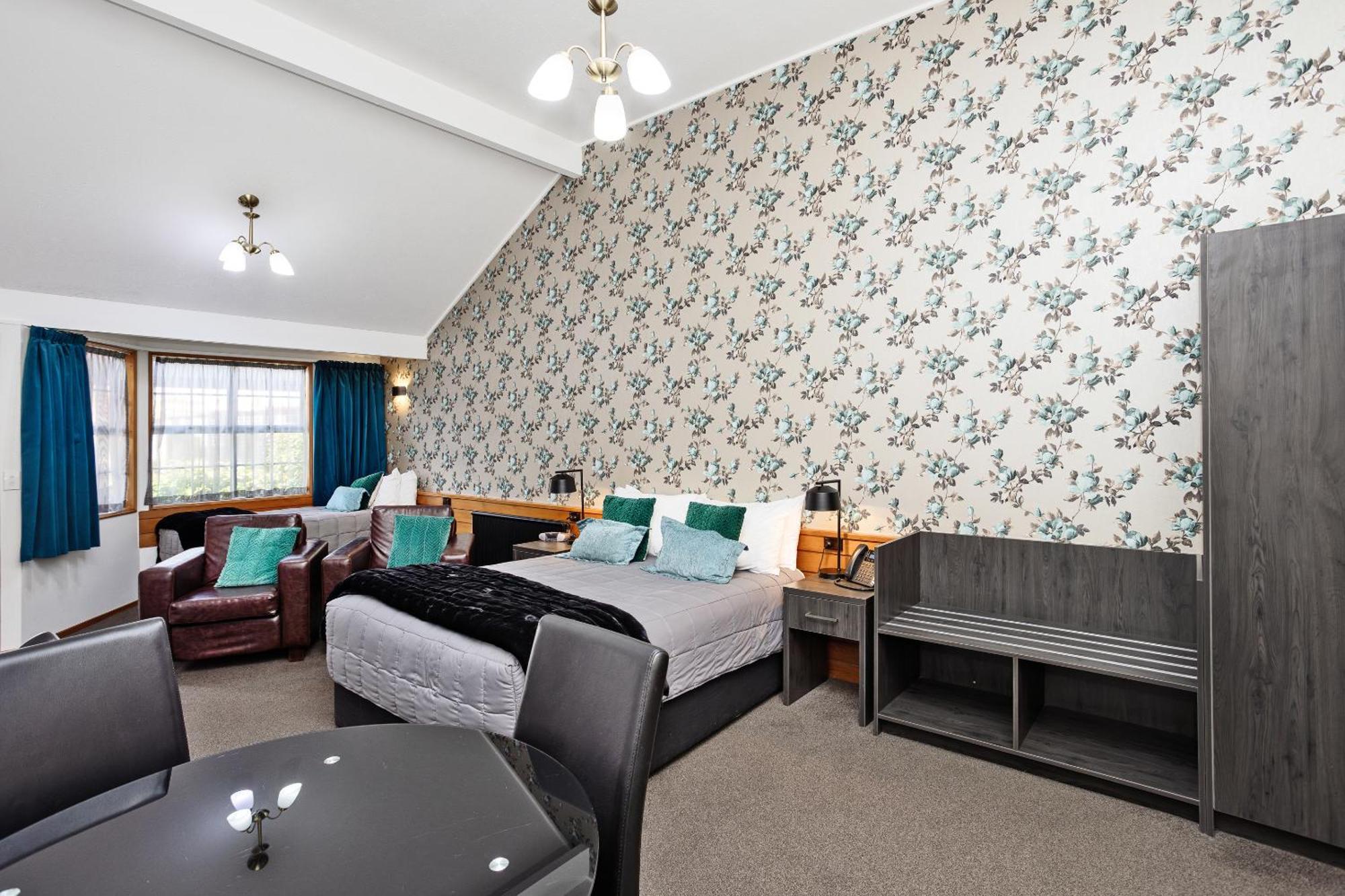 Balmoral Lodge Motel Инверкаргилл Экстерьер фото