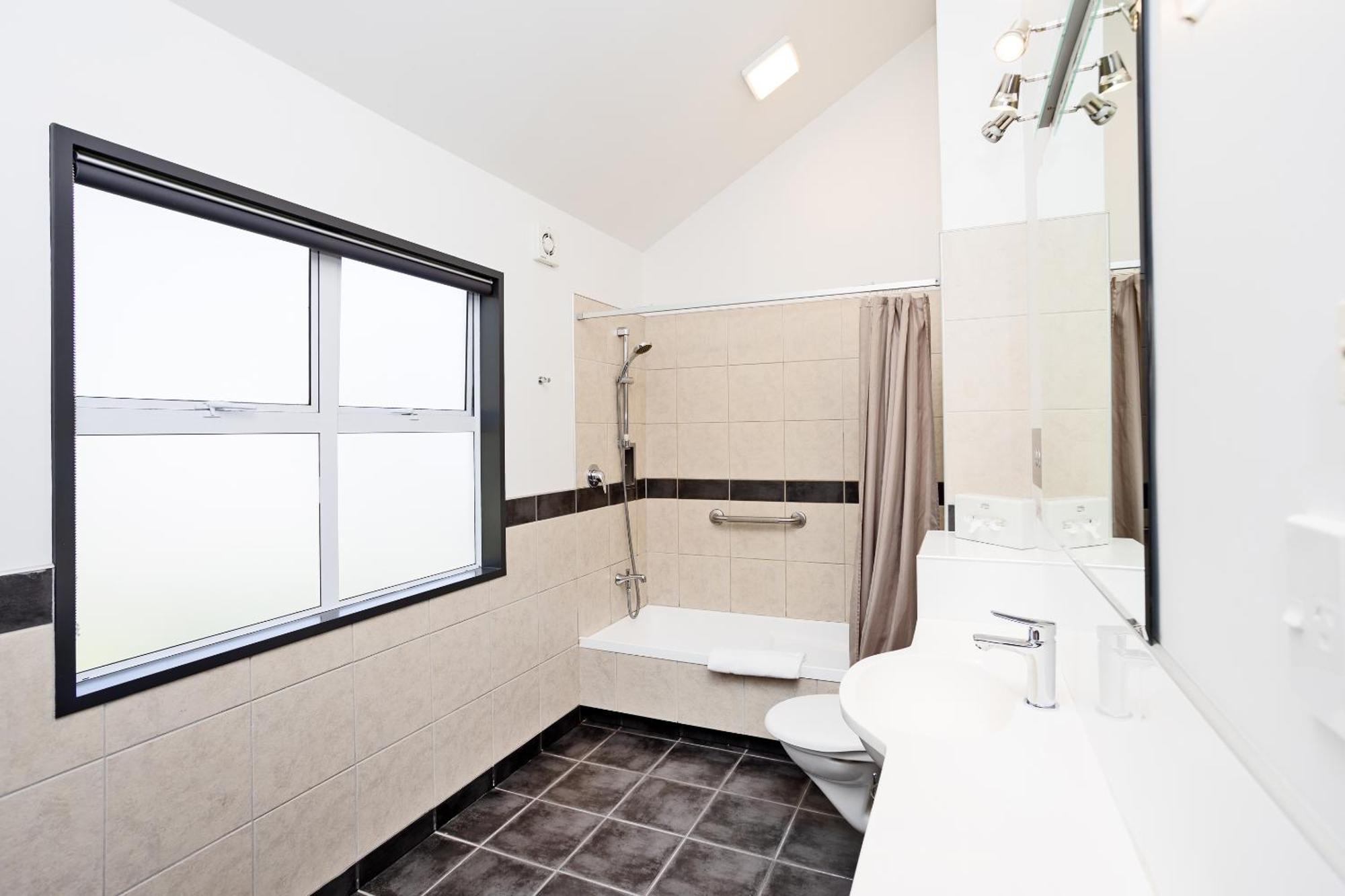 Balmoral Lodge Motel Инверкаргилл Экстерьер фото