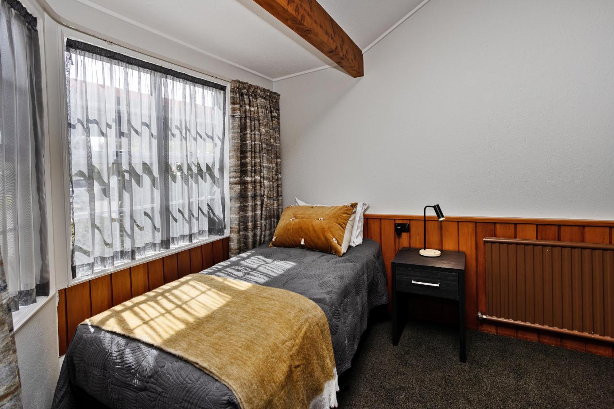 Balmoral Lodge Motel Инверкаргилл Экстерьер фото